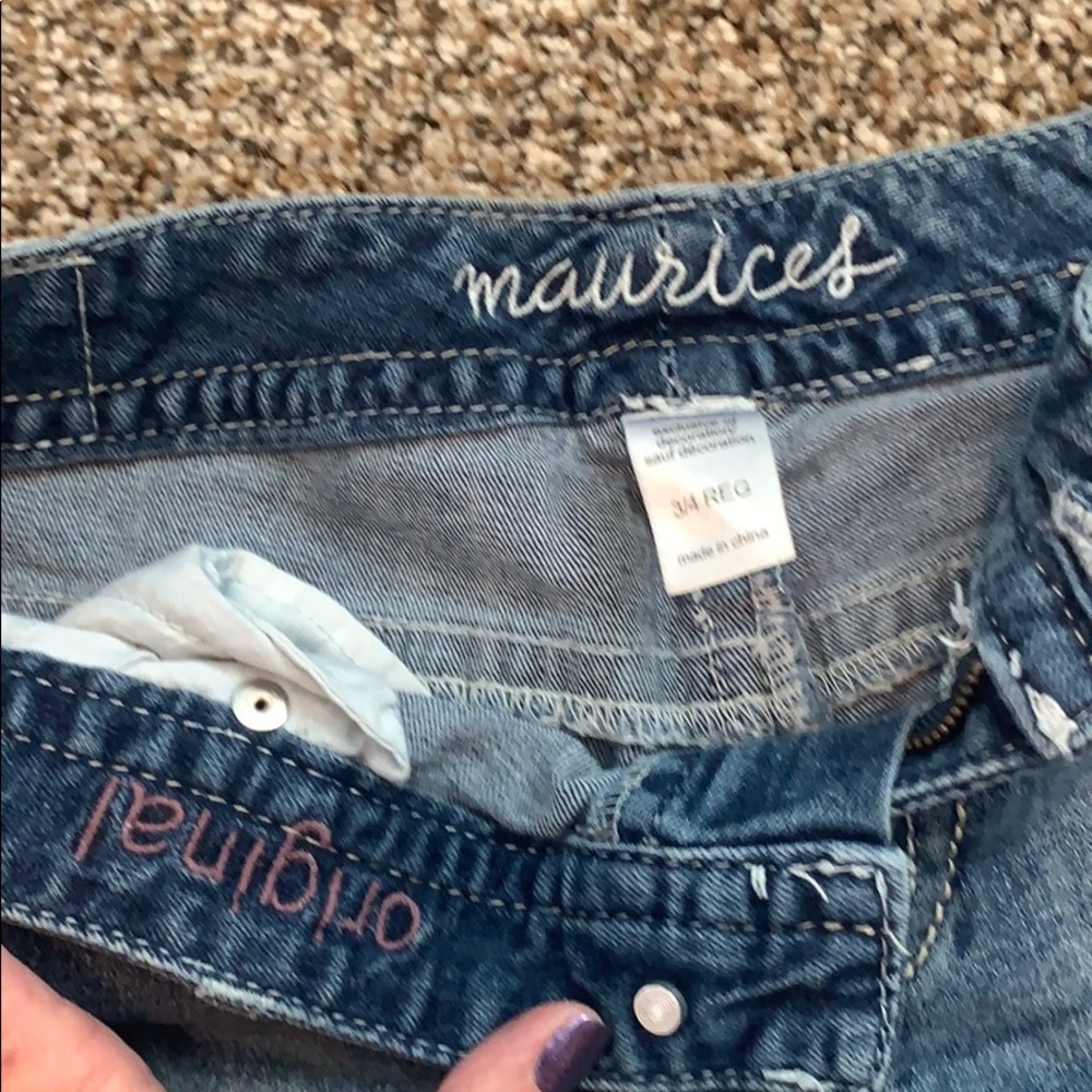 Shorts - Picture 2 of 3
